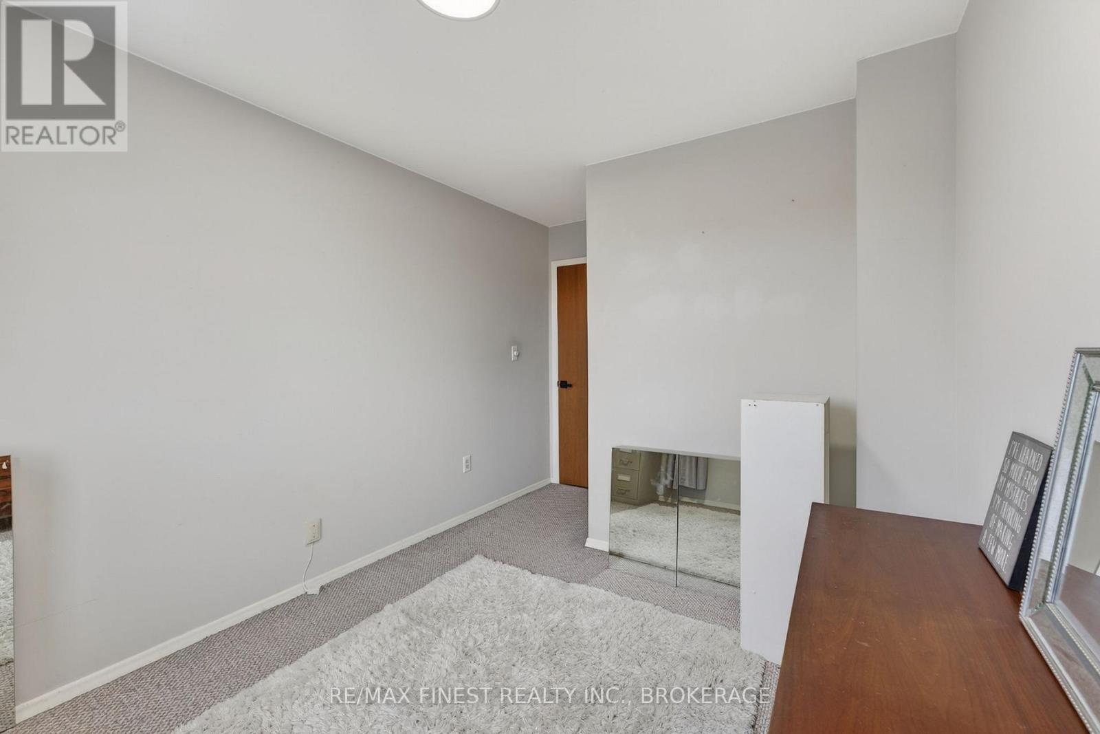 4 - 30 ADDINGTON STREET — photo 20