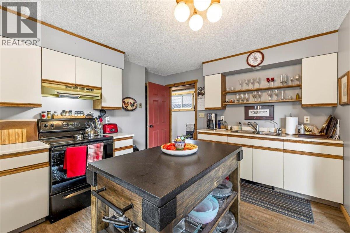 1536 Tie Lake Loop Rd. N Road, Jaffray