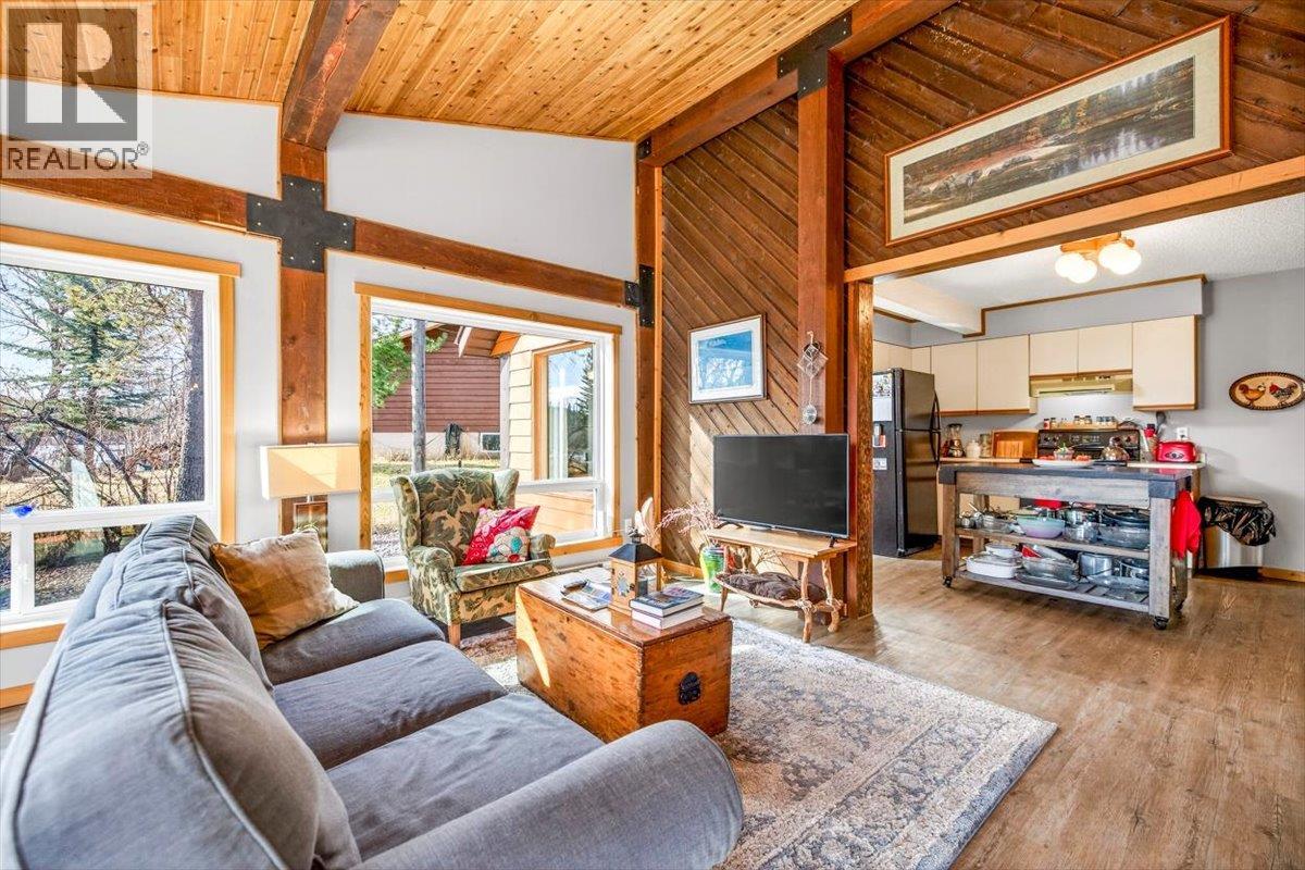 1536 Tie Lake Loop Rd. N Road, Jaffray