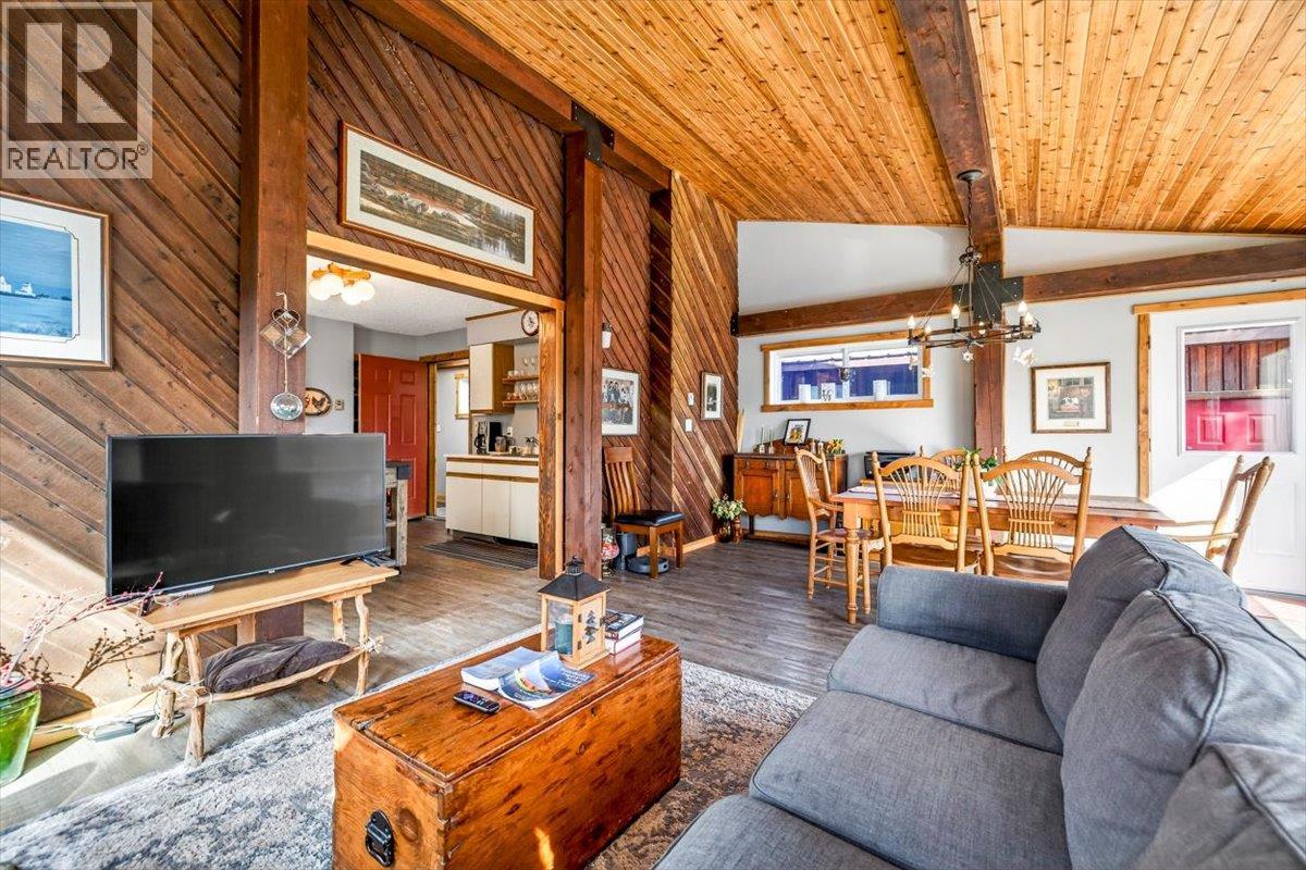 1536 Tie Lake Loop Rd. N Road, Jaffray