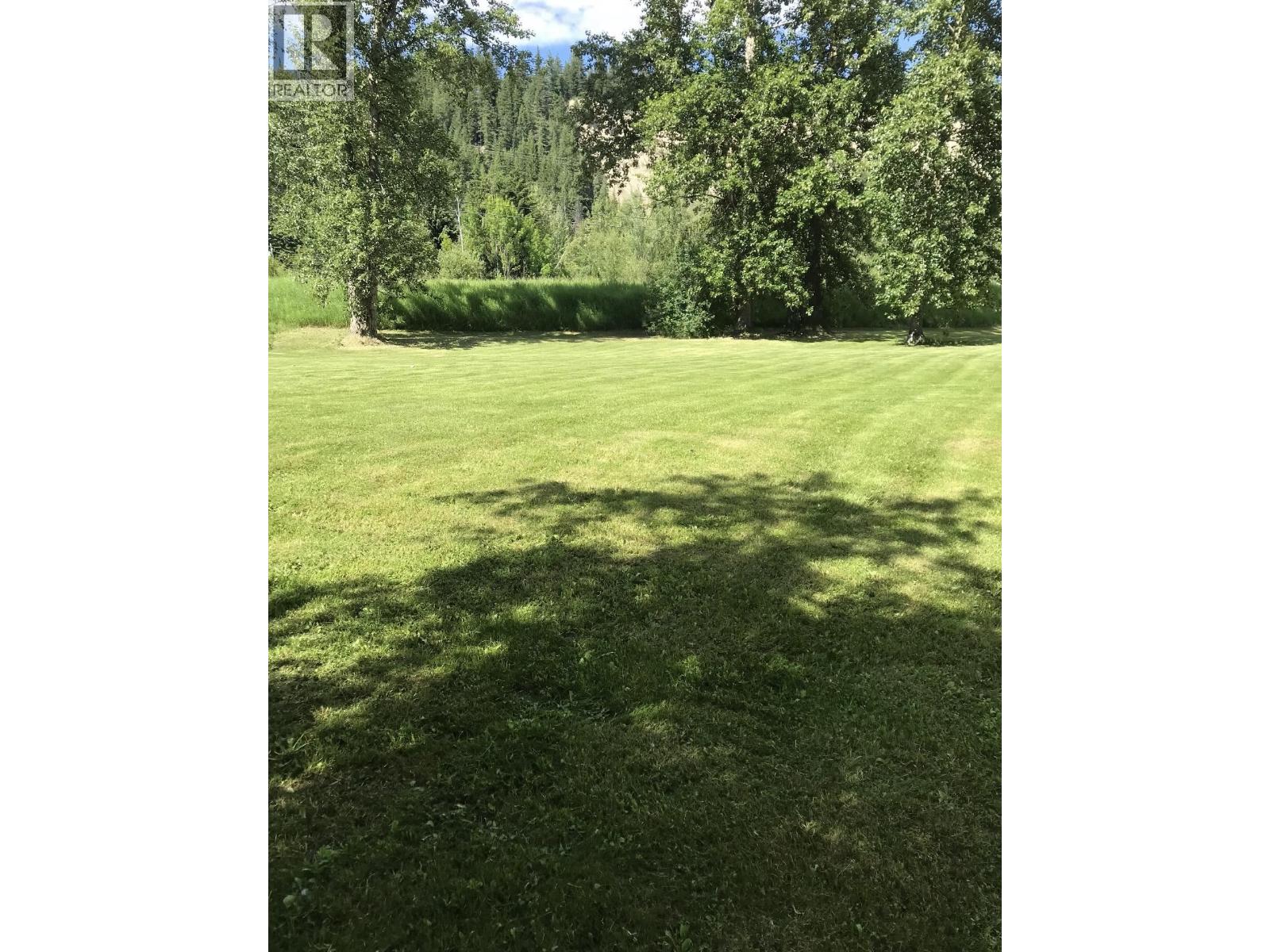 622 CUTBANK ROAD - 33