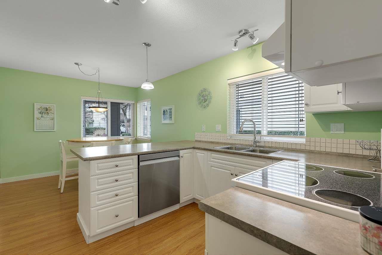 208 16233 82 Avenue - photo 2