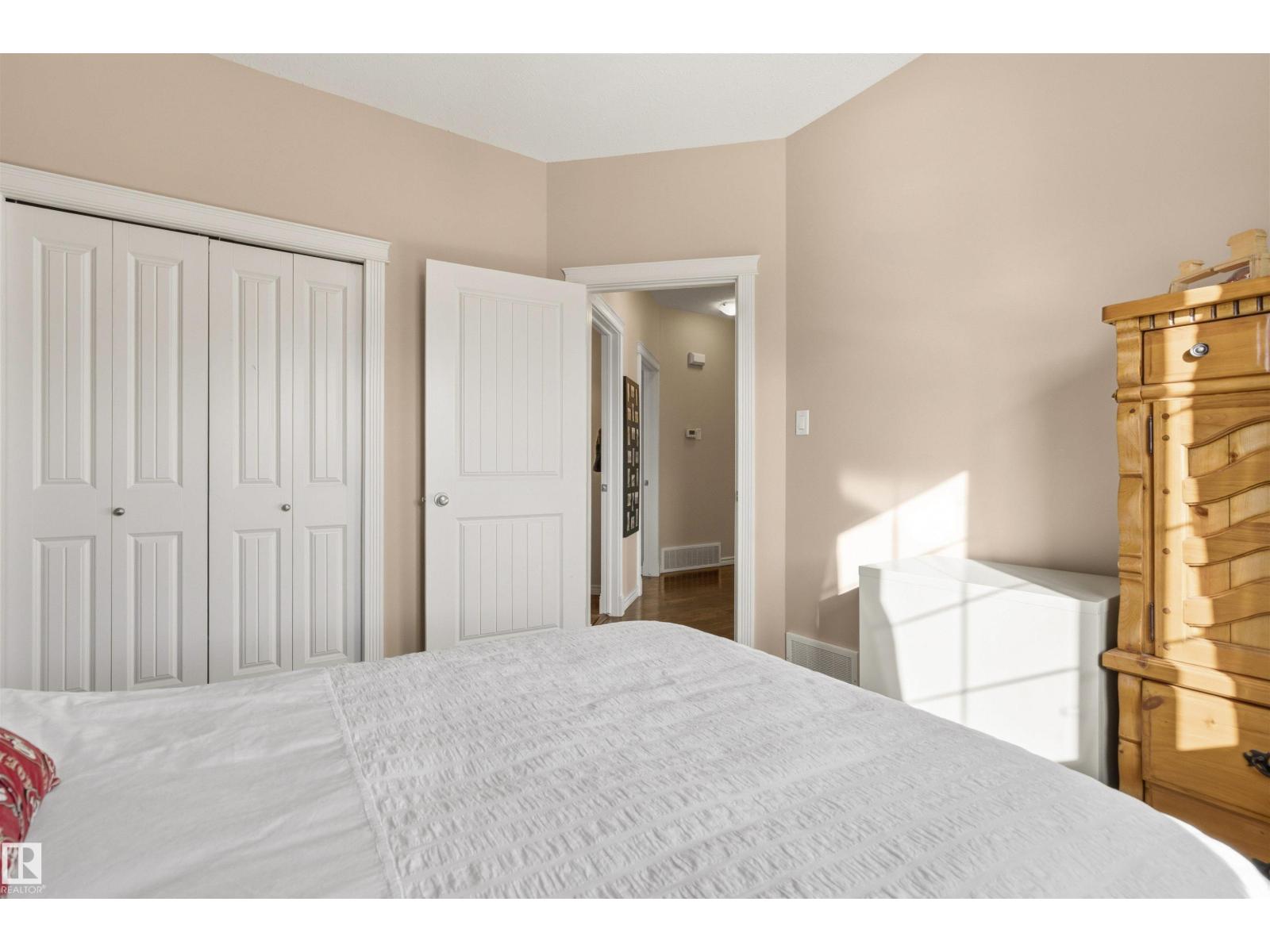 
          2011 7 AV
            <br/>
            <span>Cold Lake</span>
            , 
            <span>AB</span>
             <span>T9M2B7</span>
         - Photo 32