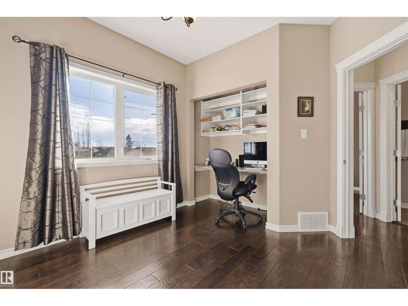 
          2011 7 AV
            <br/>
            <span>Cold Lake</span>
            , 
            <span>AB</span>
             <span>T9M2B7</span>
         - Photo 35