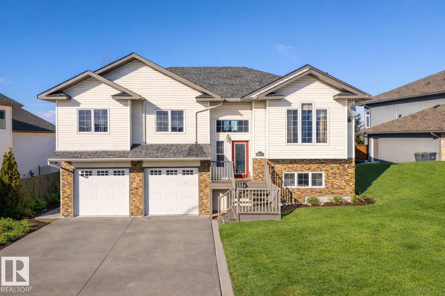 
          2011 7 AV
            <br/>
            <span>Cold Lake</span>
            , 
            <span>AB</span>
             <span>T9M2B7</span>
         - Photo 30