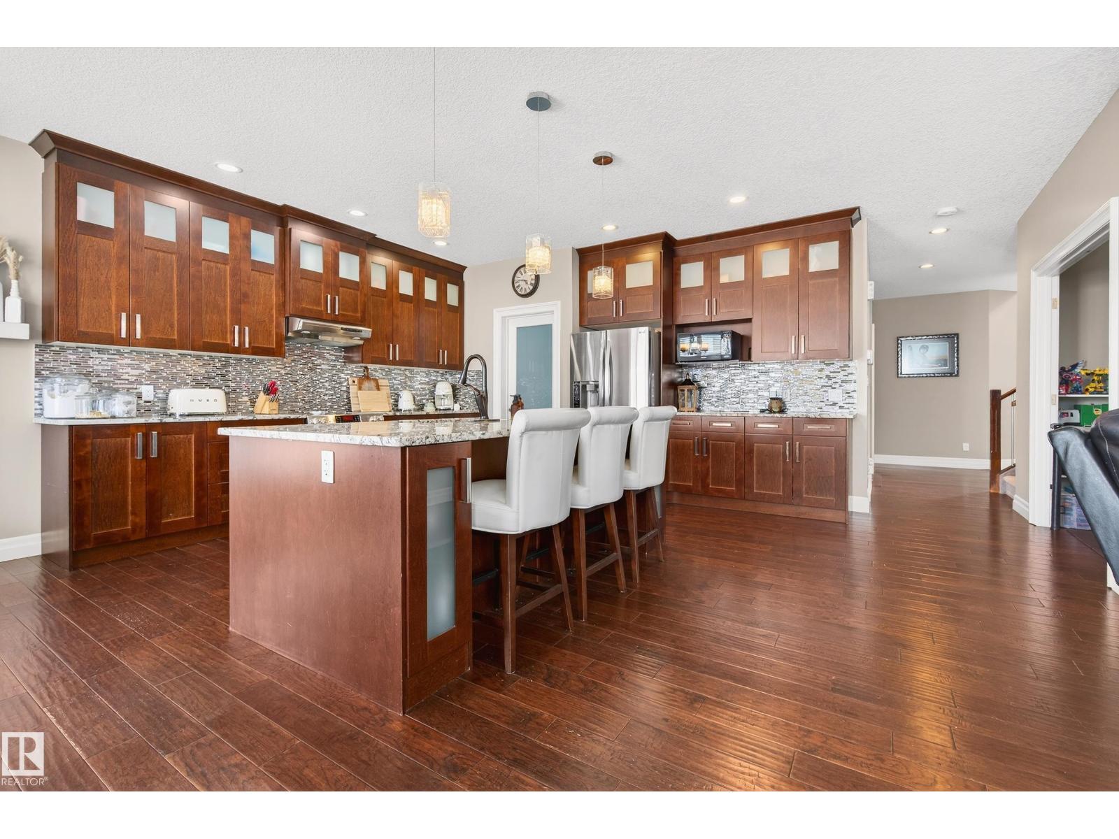 5204 Rue Eaglemont, Beaumont