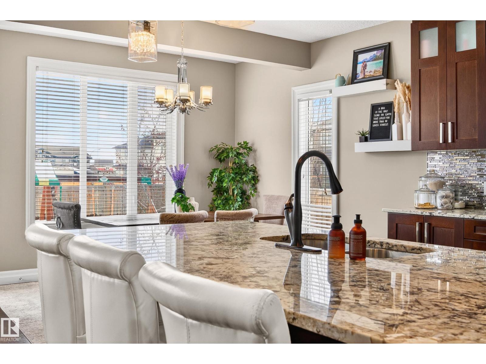 5204 Rue Eaglemont, Beaumont