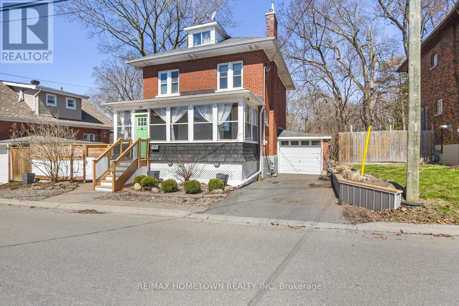 214 JAMES STREET E - 2