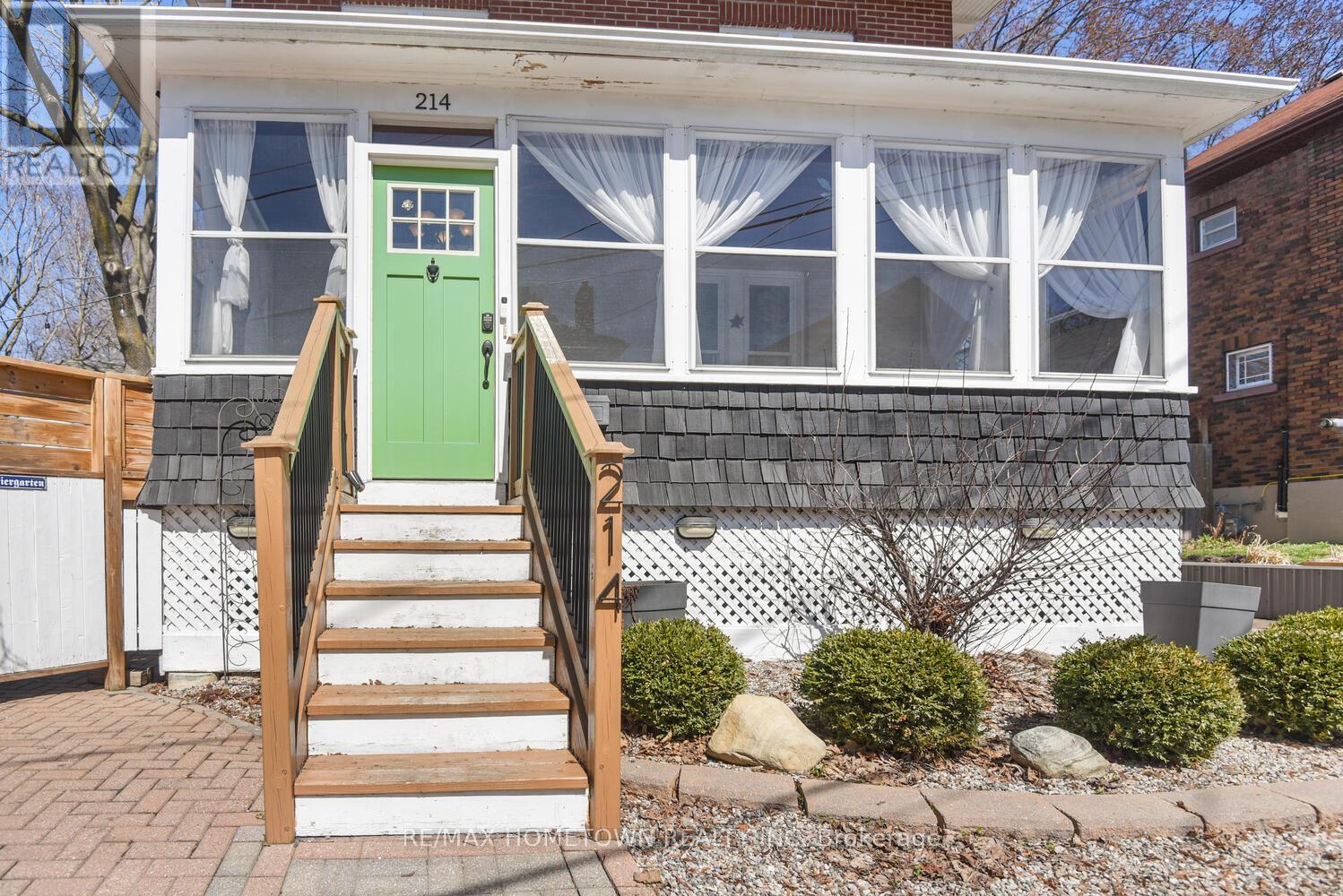 214 JAMES STREET E - 3