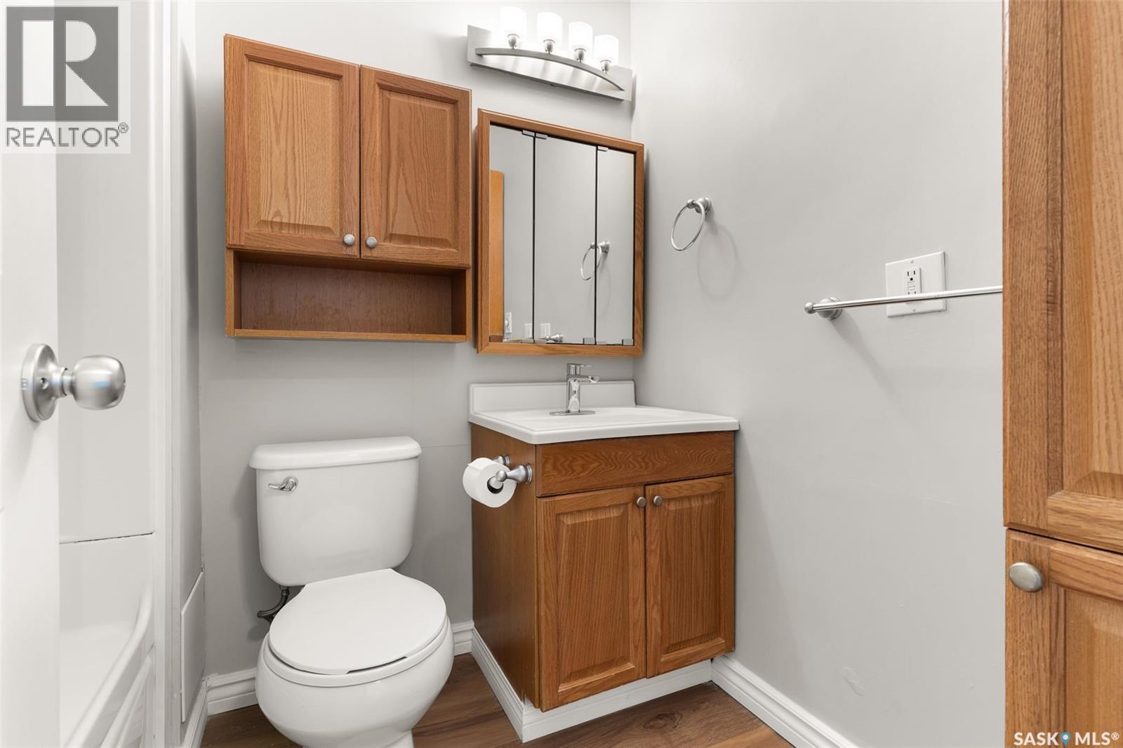 #22 4341 RAE STREET - 15