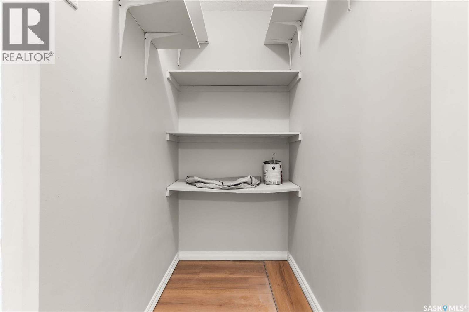 #22 4341 RAE STREET - 19