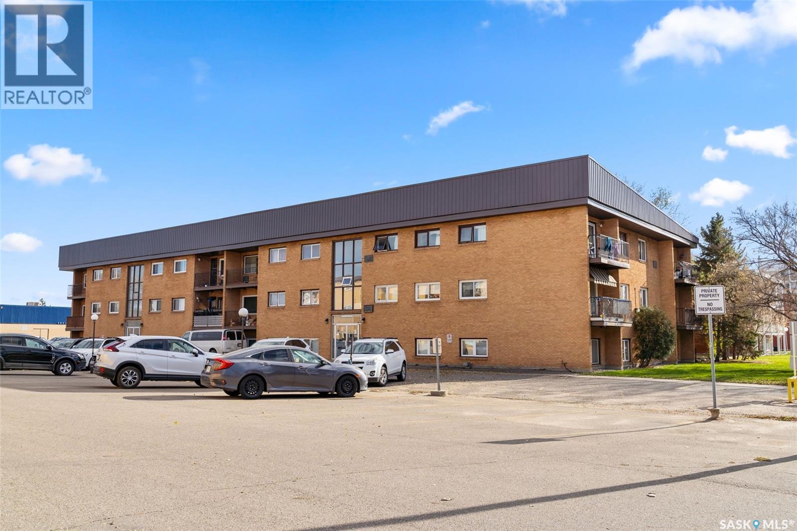 #22 4341 RAE STREET - 30