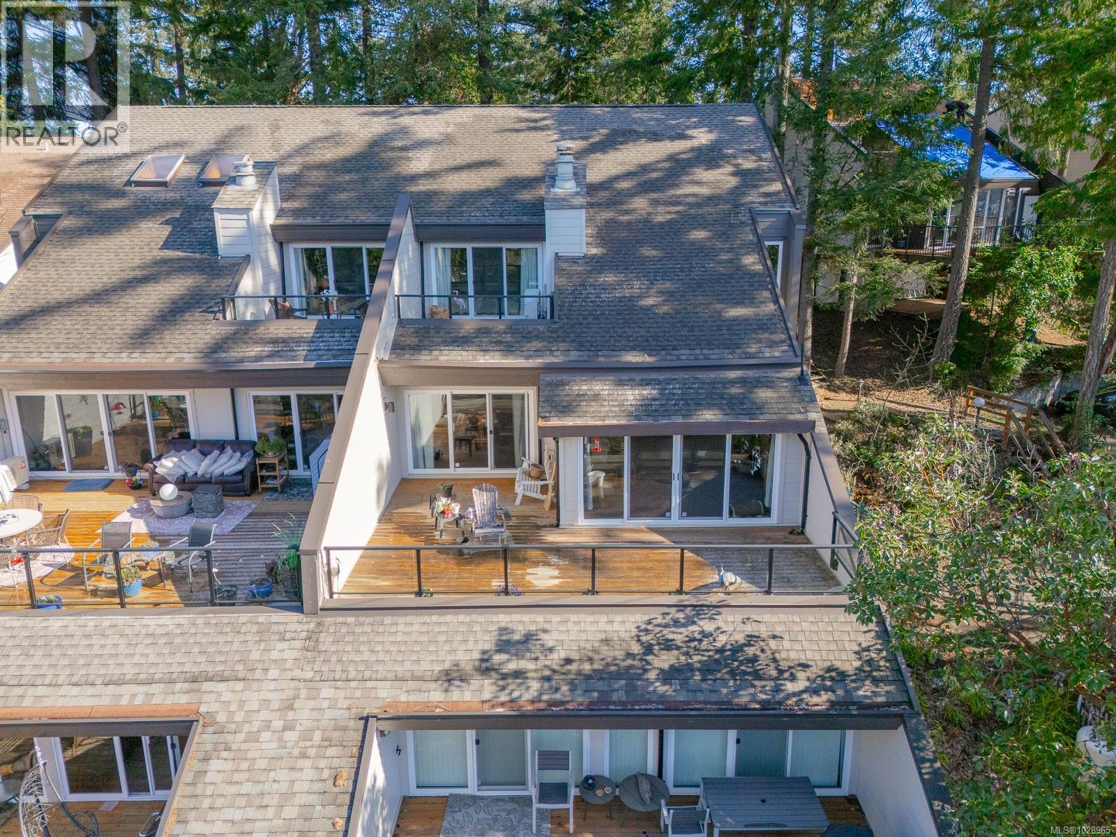 #A 76 SUMMIT DR - 40