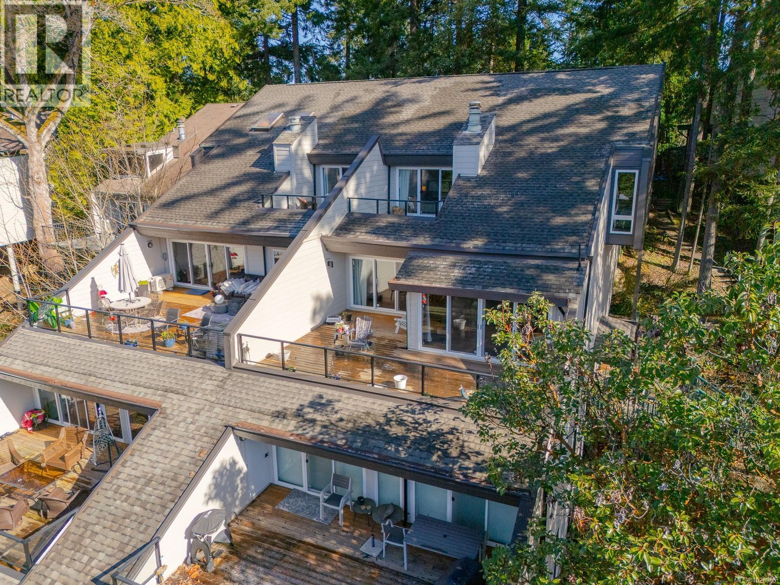 #A 76 SUMMIT DR - 41