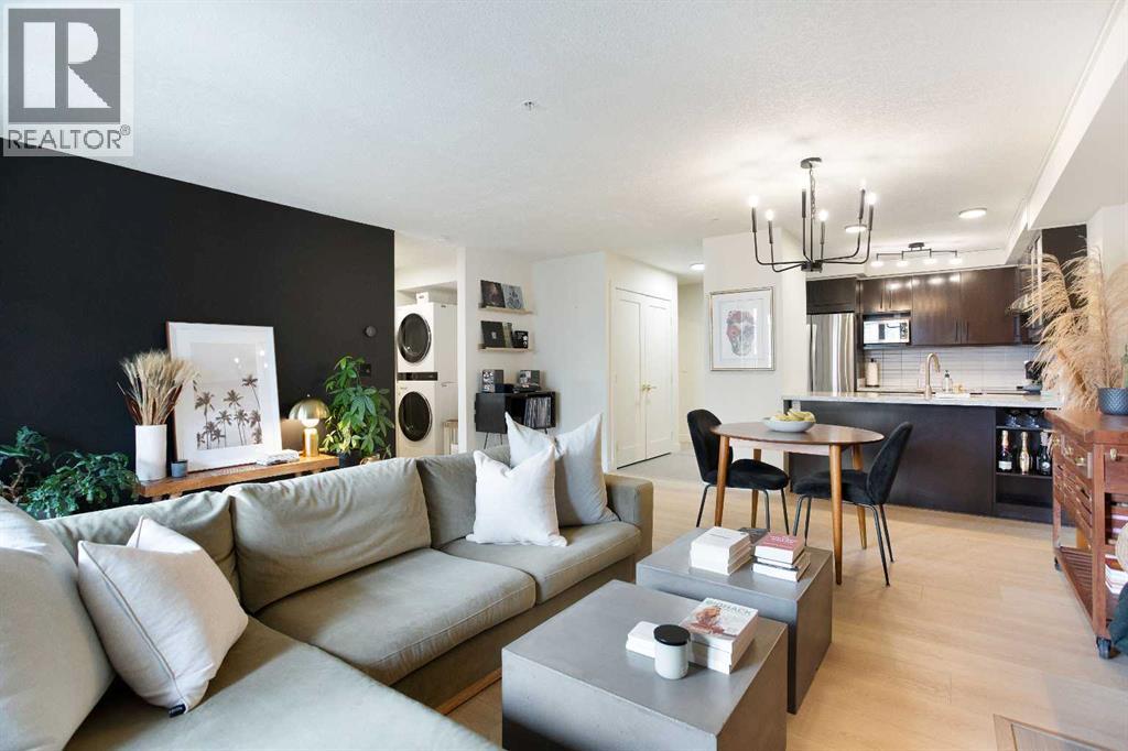 Single Family House for Sale in    Avenue SW South Calgary Calgary 