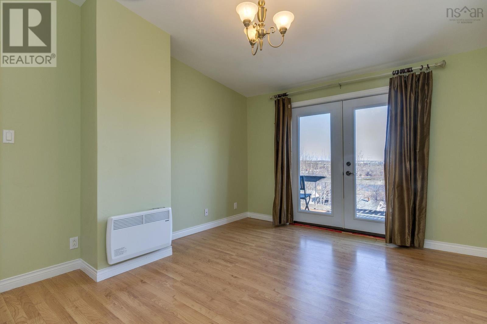 Property 9 of 50 of 3665 Albert Street