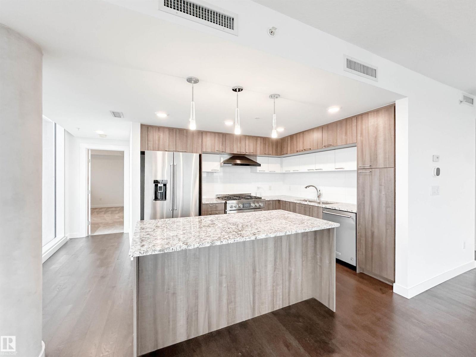 #2504 9720 106 ST NW, Edmonton