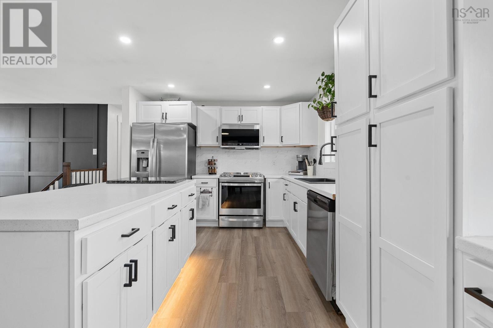 Property 15 of 34 of 49 Madeline Avenue