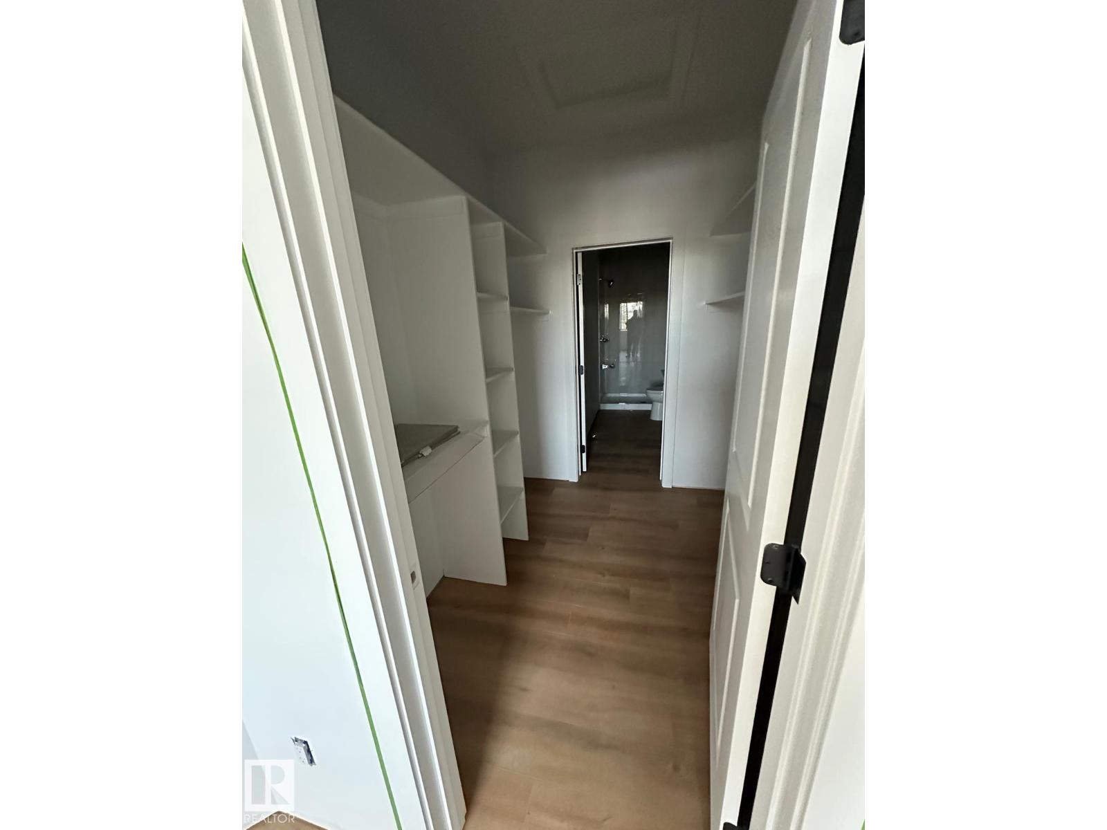 Single Family House for Sale in   ST NW Edmonton 