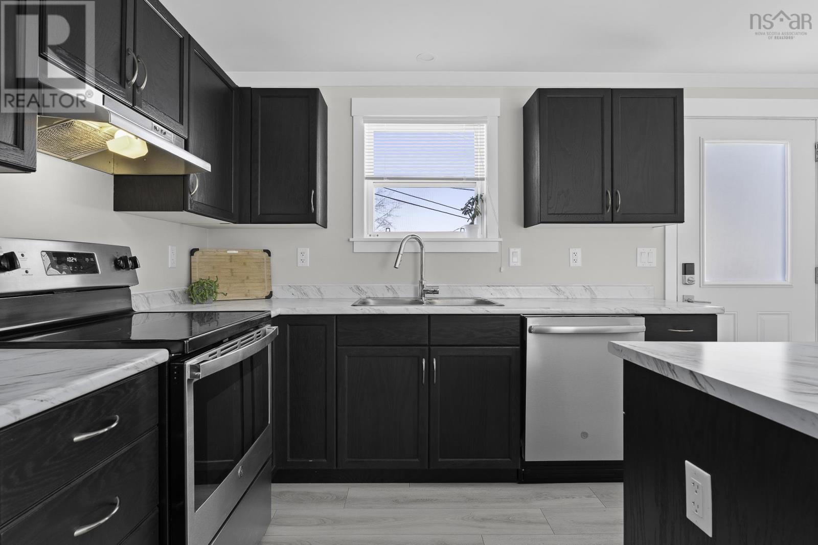 Property 36 of 42 of 882 Duggan Drive