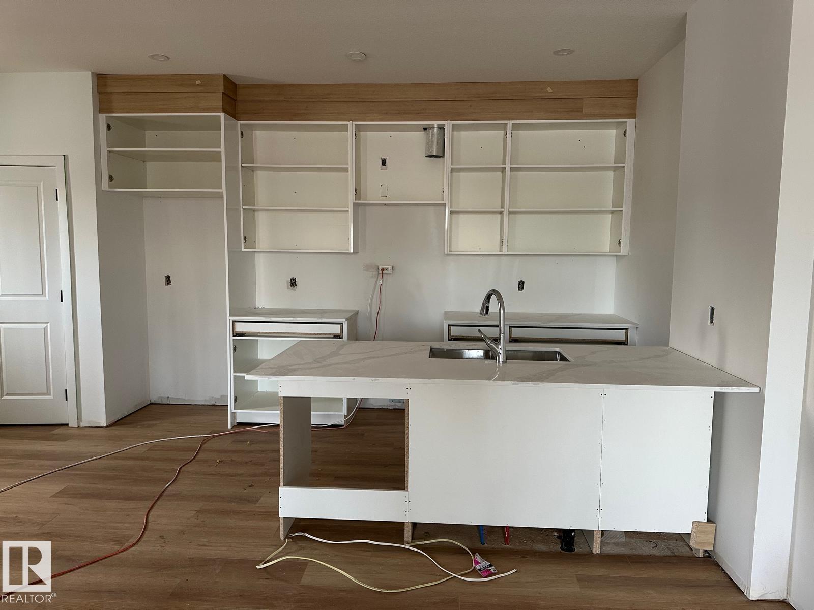 Single Family House for Sale in   ST NW Edmonton 