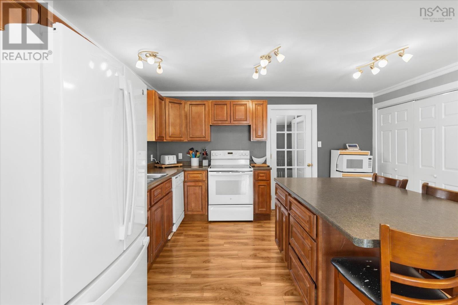 Property 36 of 45 of 34 Ohio Road