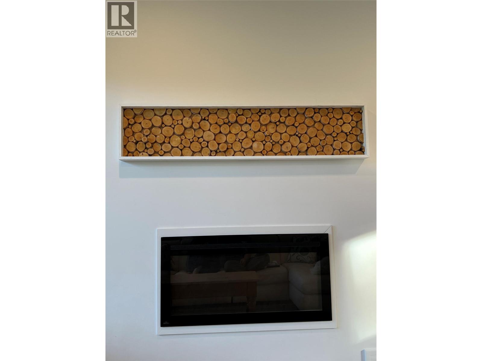 5090 50A STREET NE - 17