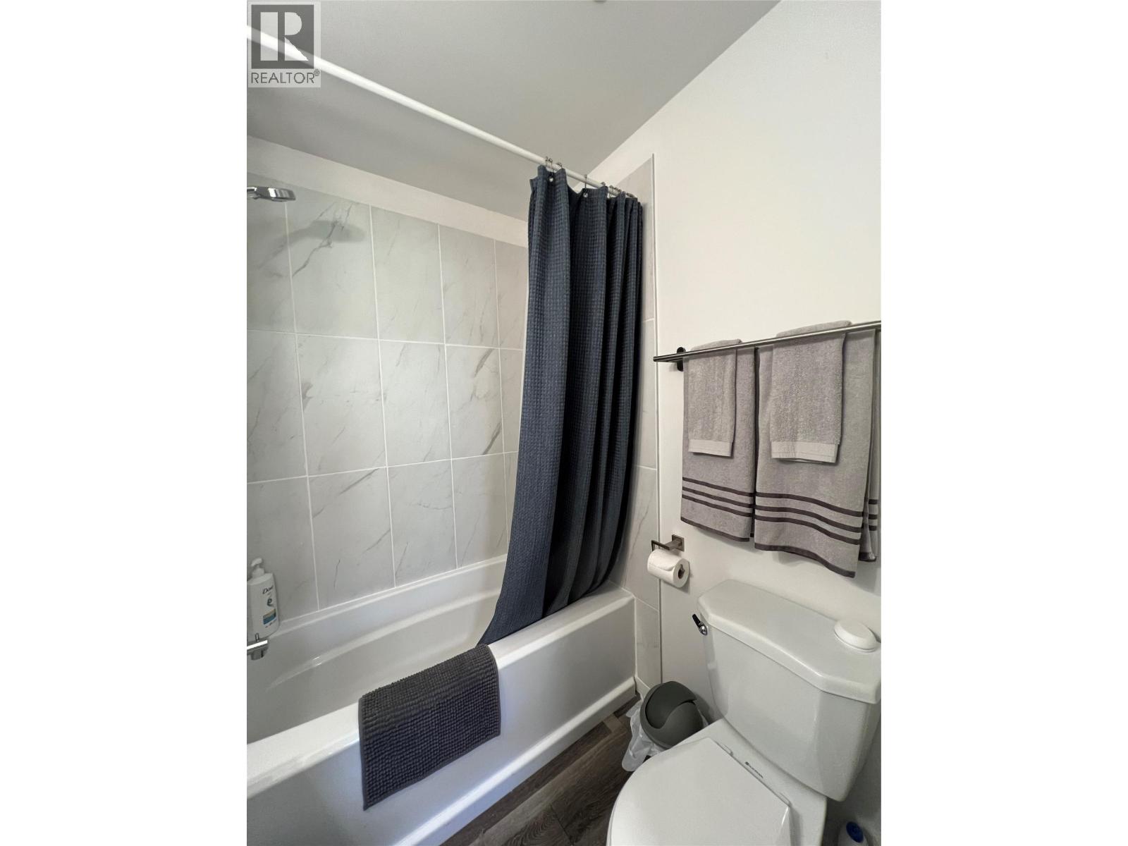 5090 50A Street NE - 29