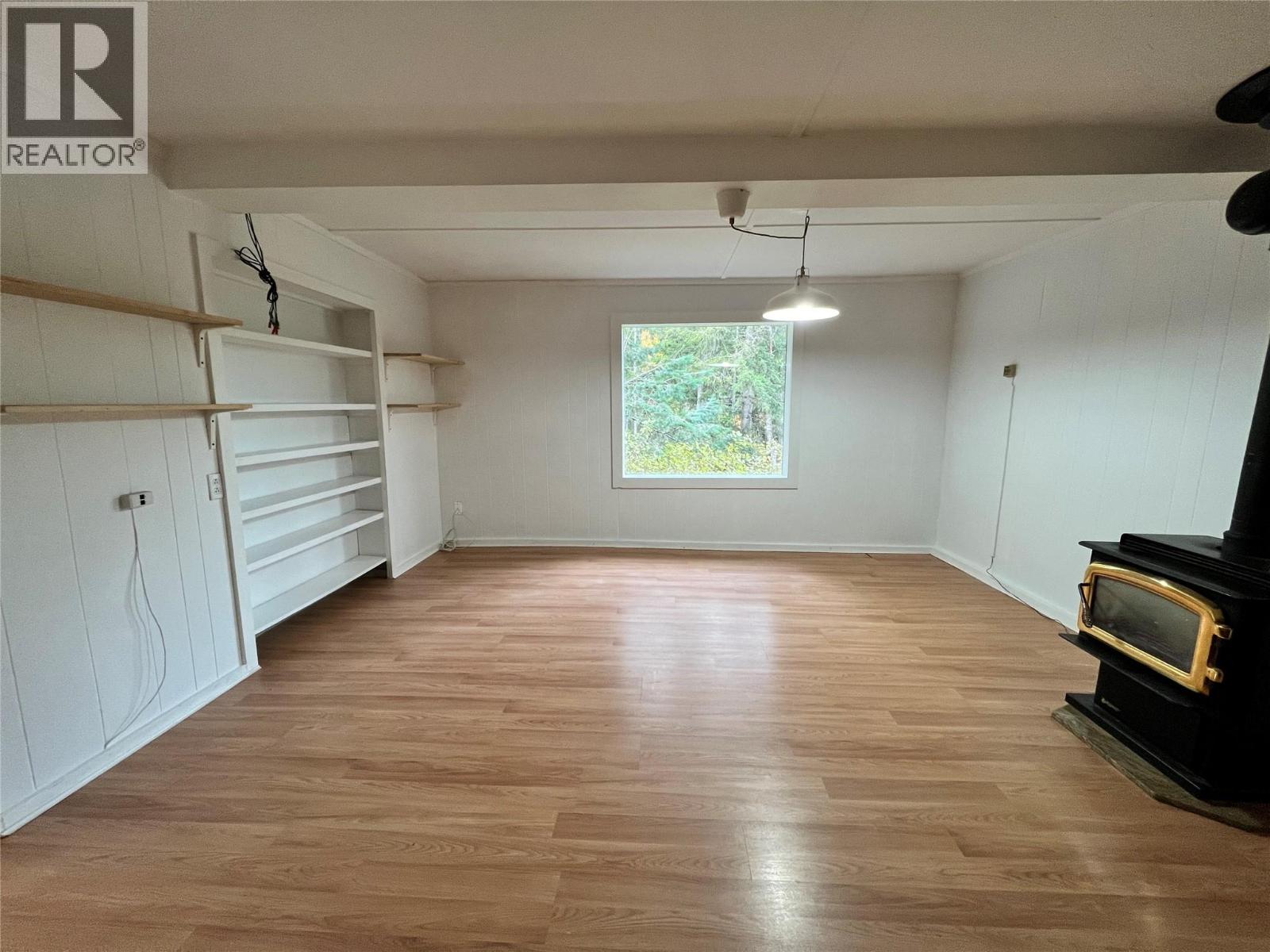 5090 50A STREET NE - 60