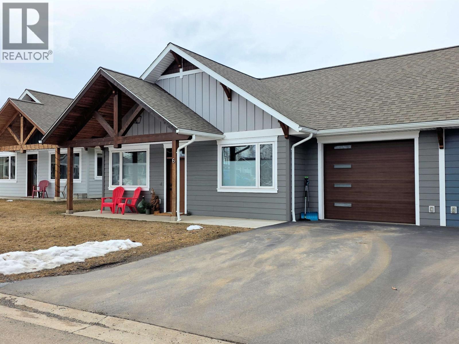 #6-1141 AMBLESIDE Avenue, Smithers