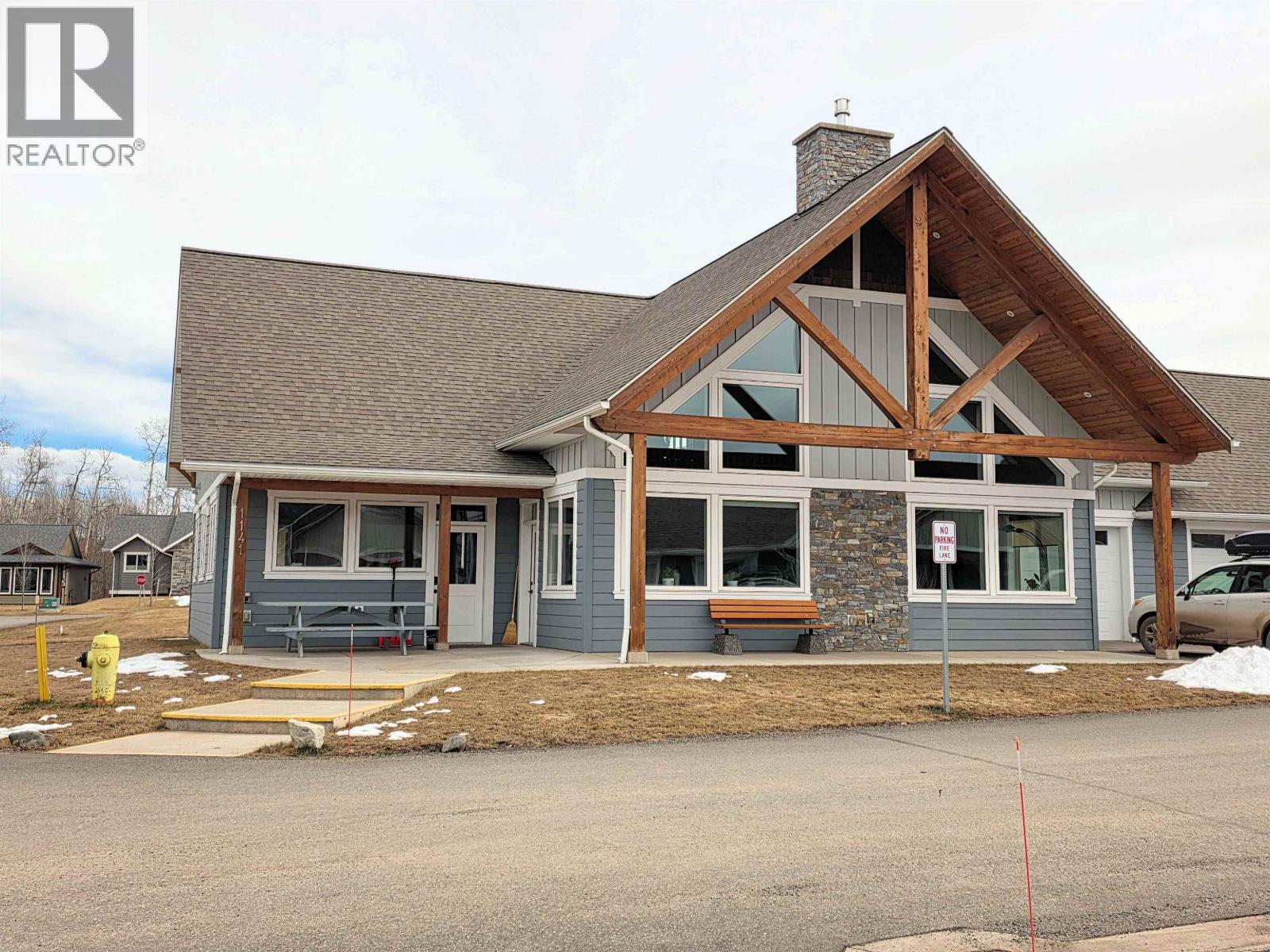 #6-1141 AMBLESIDE Avenue, Smithers