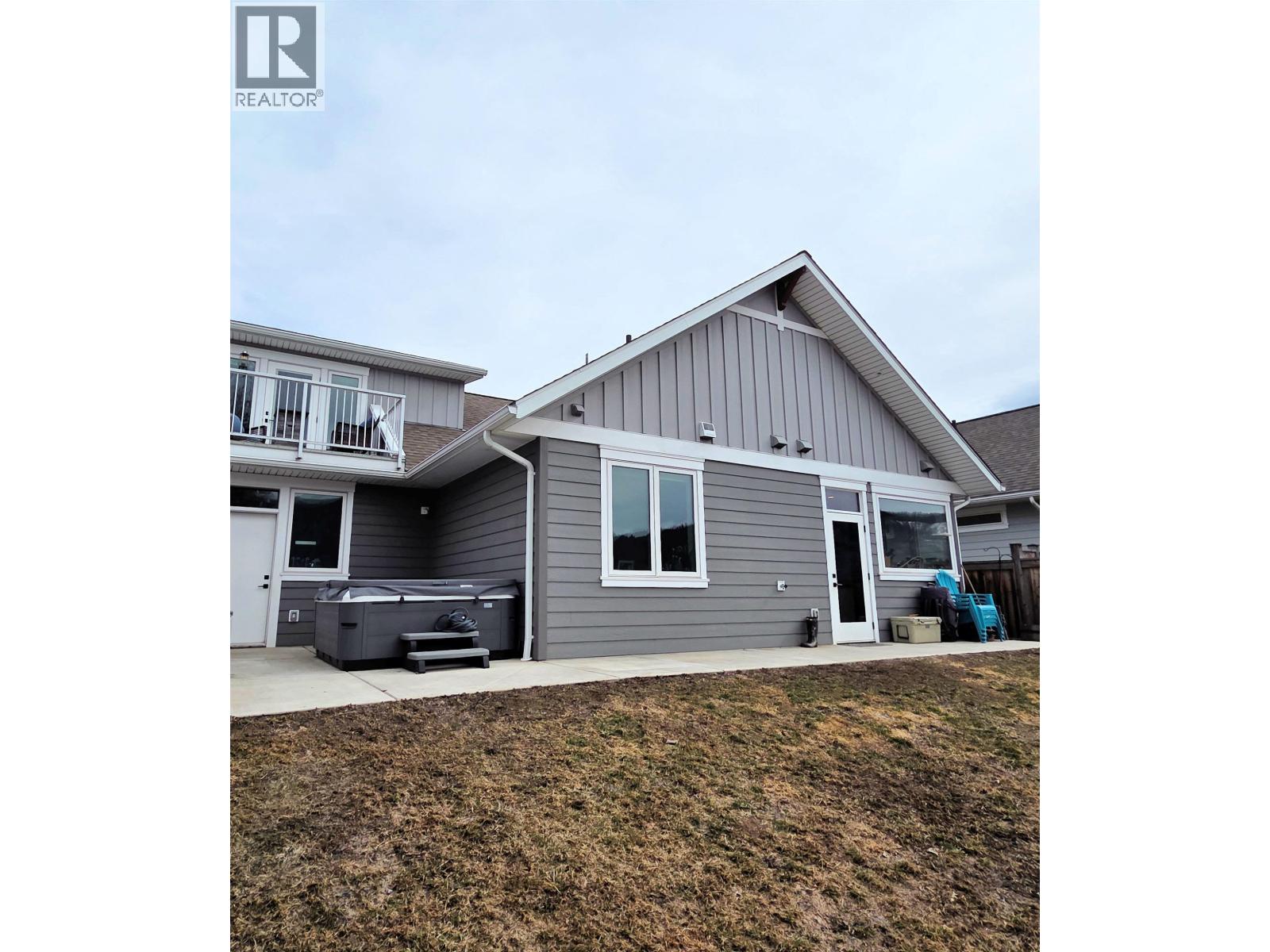#6-1141 AMBLESIDE Avenue, Smithers