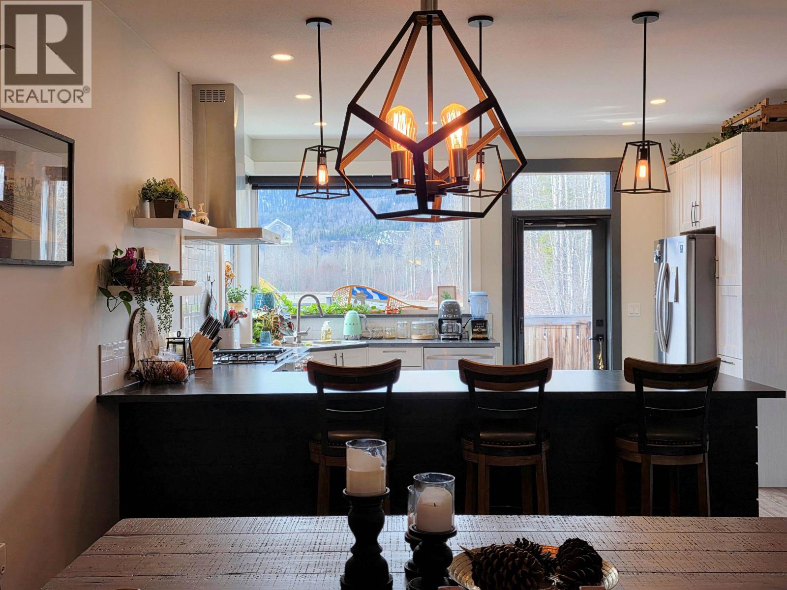 #6-1141 AMBLESIDE Avenue, Smithers