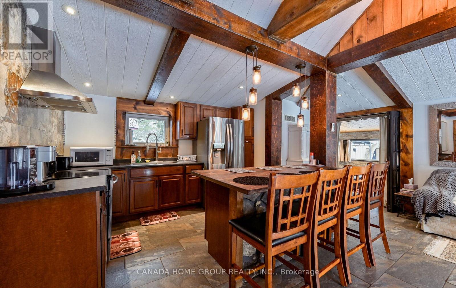 Single Family House Bungalow for Sale in  MCLAUGHLIN ROAD Caledon (Inglewood) 