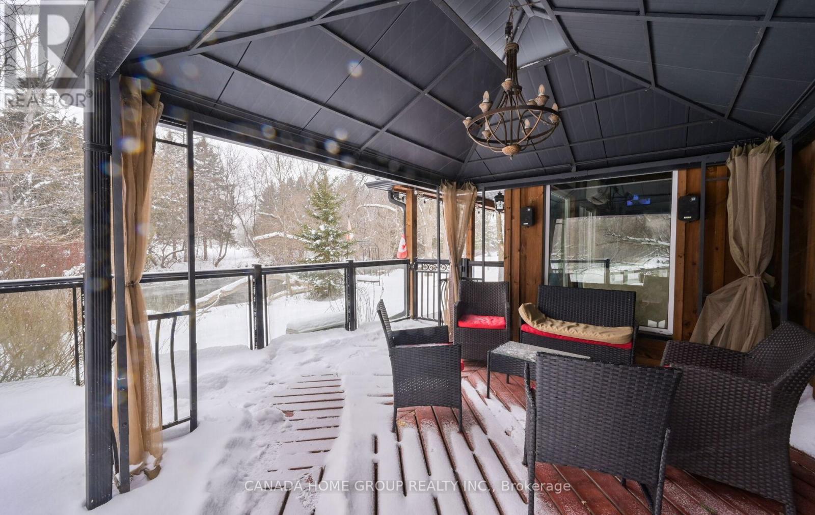 Single Family House Bungalow for Sale in  MCLAUGHLIN ROAD Caledon (Inglewood) 