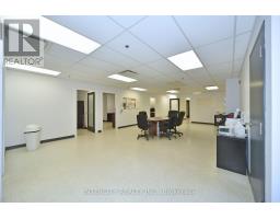 Bsmt - 6 Ronrose Drive, Vaughan, ON L4K4R3 Photo 9