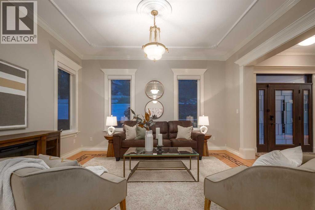 Single Family House for Sale in  Slopes Point SW Springbank Hill Calgary 