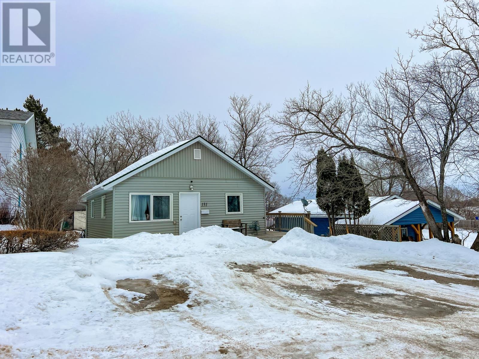 131 Mascott Avenue, Kenora, Ontario