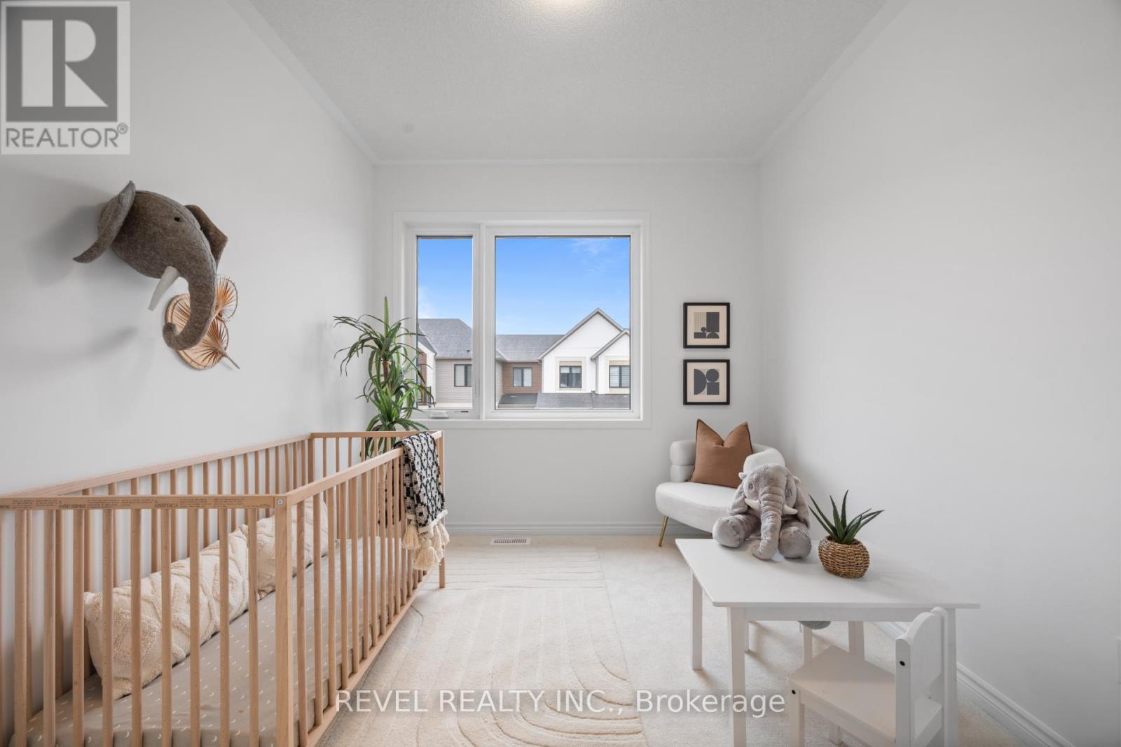 1387 HEARNS PLACE - 28