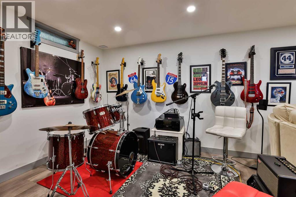 
          2727 7a Avenue North
            <br/>
            <span>Lethbridge</span>
            , 
            <span>AB</span>
             <span>T1H1A5</span>
         - Photo 16