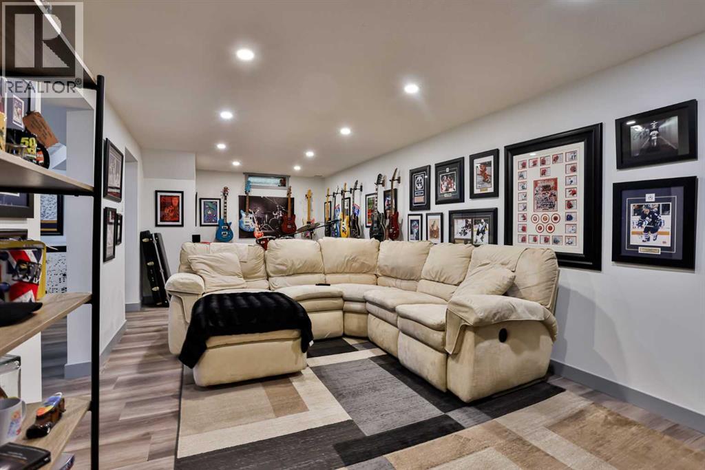 
          2727 7a Avenue North
            <br/>
            <span>Lethbridge</span>
            , 
            <span>AB</span>
             <span>T1H1A5</span>
         - Photo 20