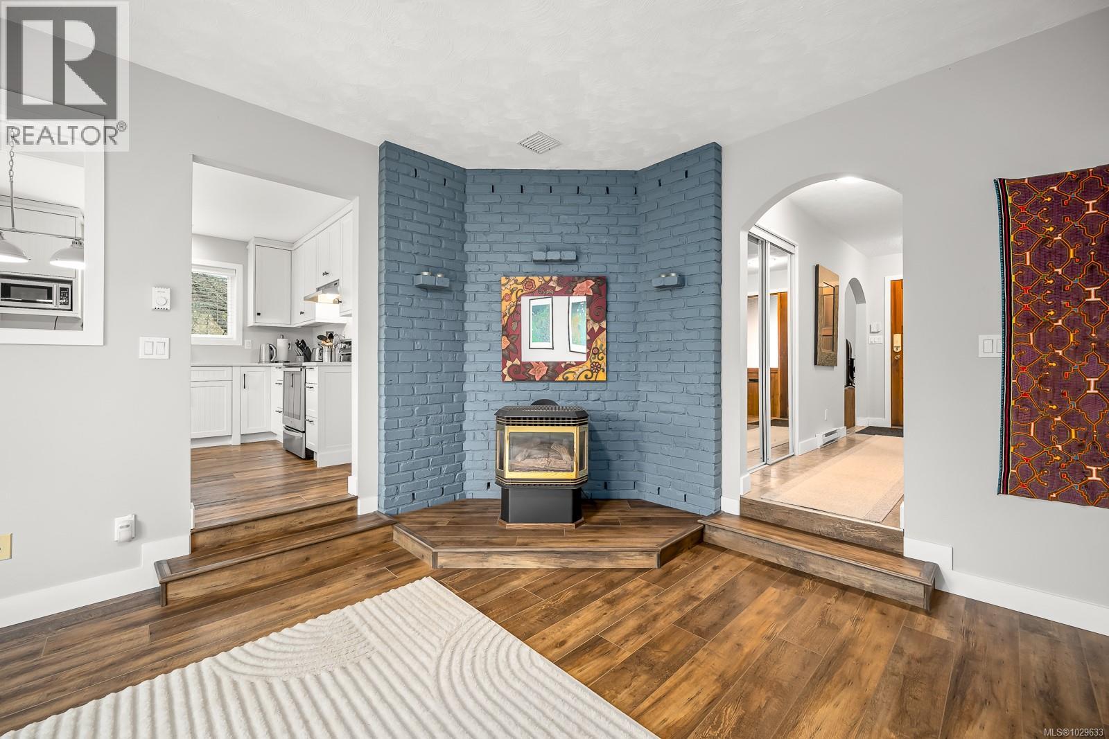 1891 WHISTLER WAY - 17