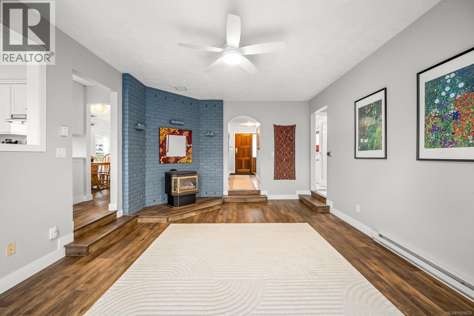 1891 WHISTLER WAY - 19