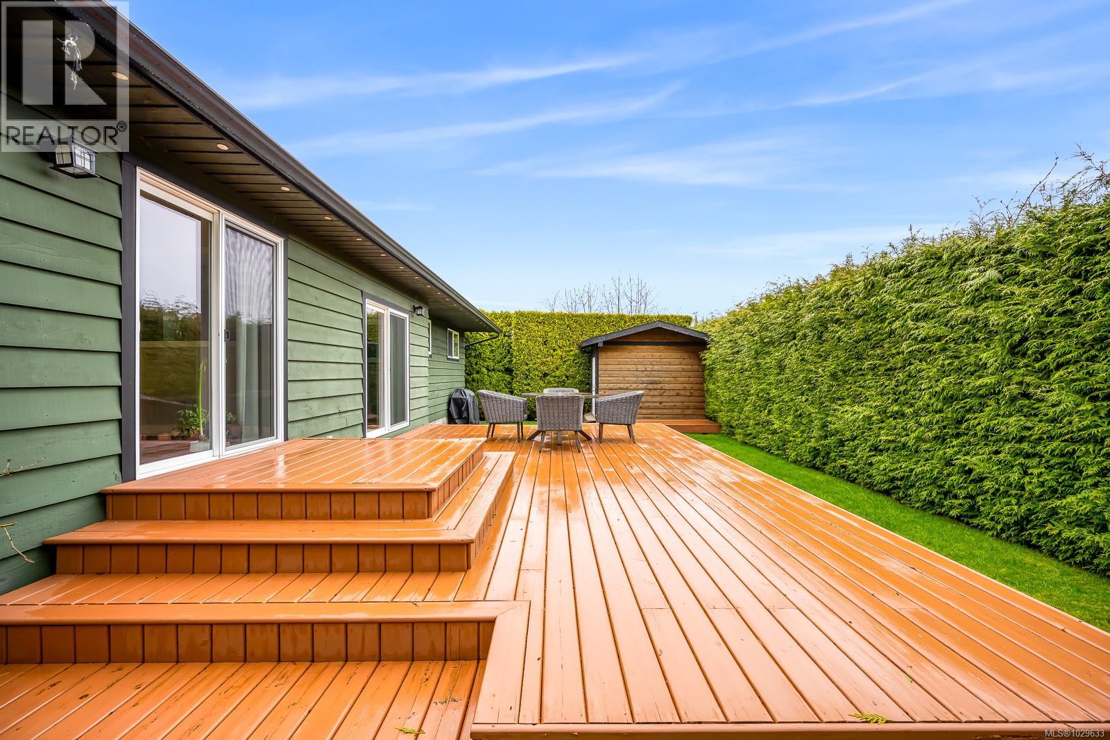 1891 WHISTLER WAY - 46