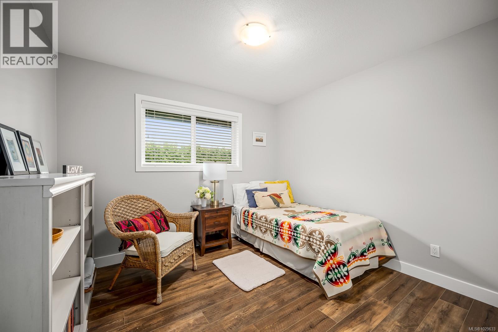 1891 WHISTLER WAY - 40