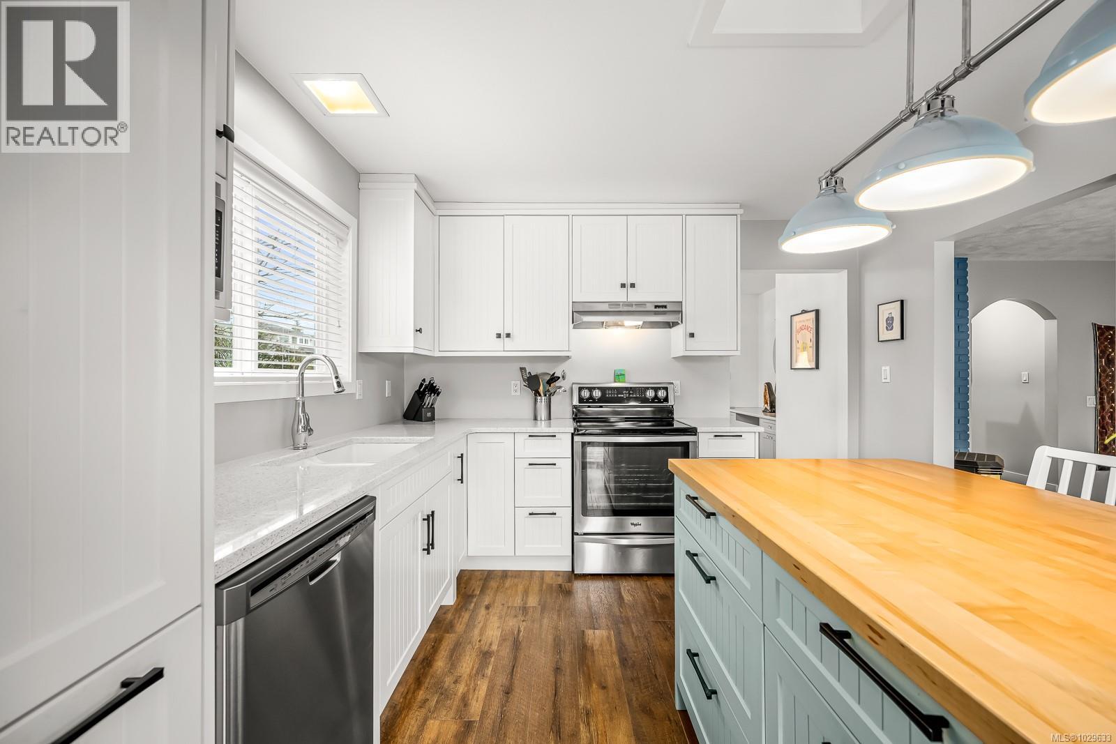 1891 WHISTLER WAY - 13