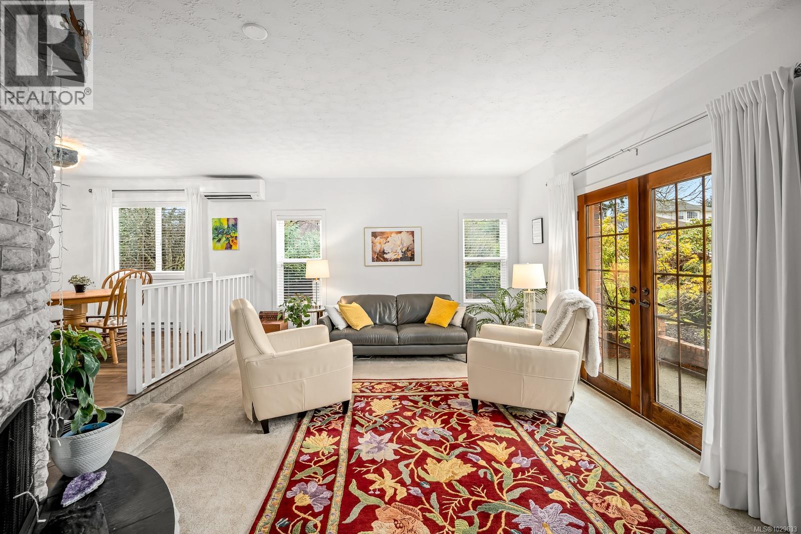 1891 WHISTLER WAY - 27