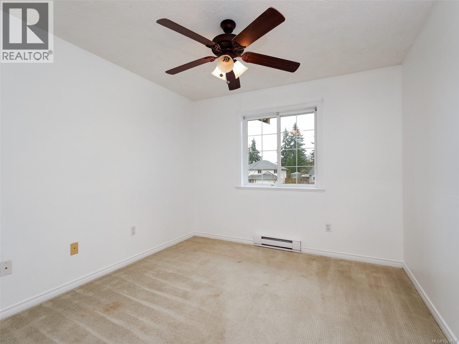 3525 HIDDEN OAKS CRES - 14