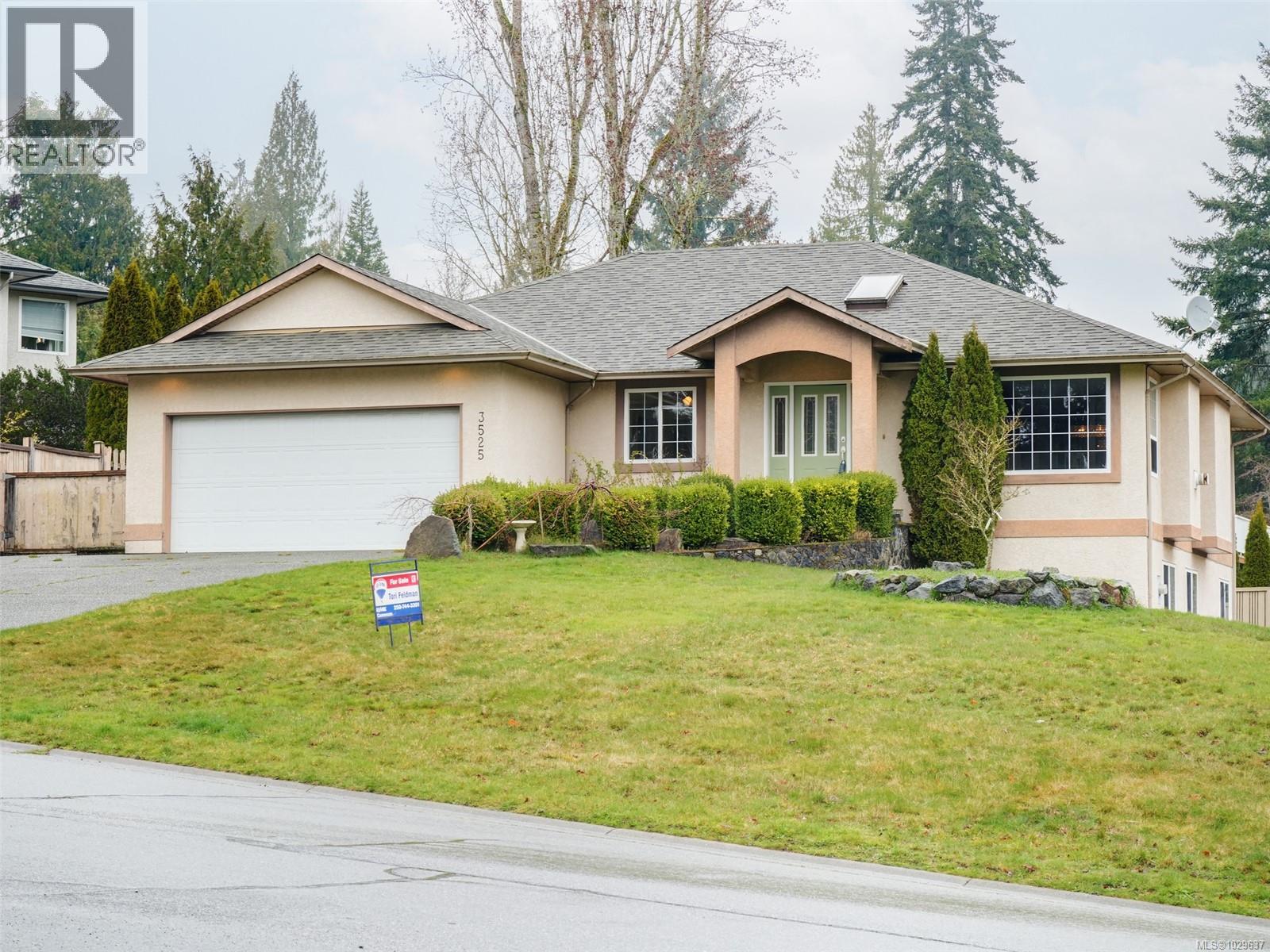 3525 HIDDEN OAKS CRES - 26