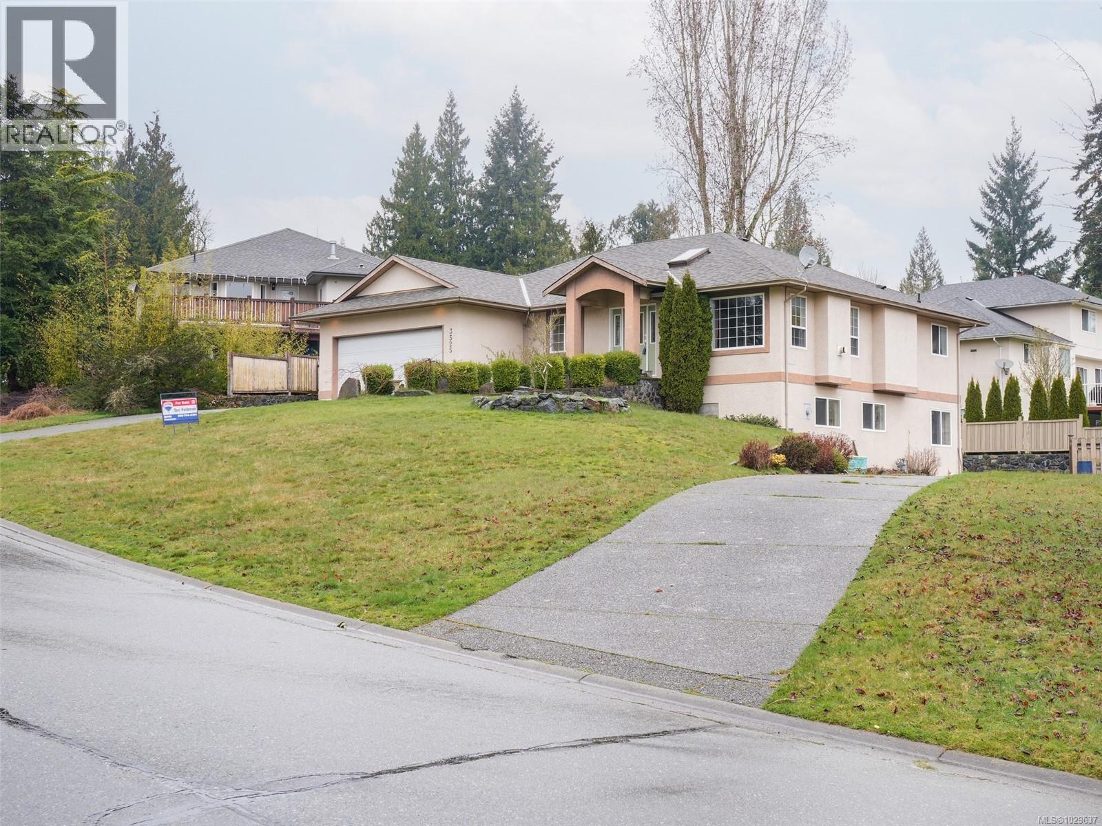 3525 HIDDEN OAKS CRES - 27